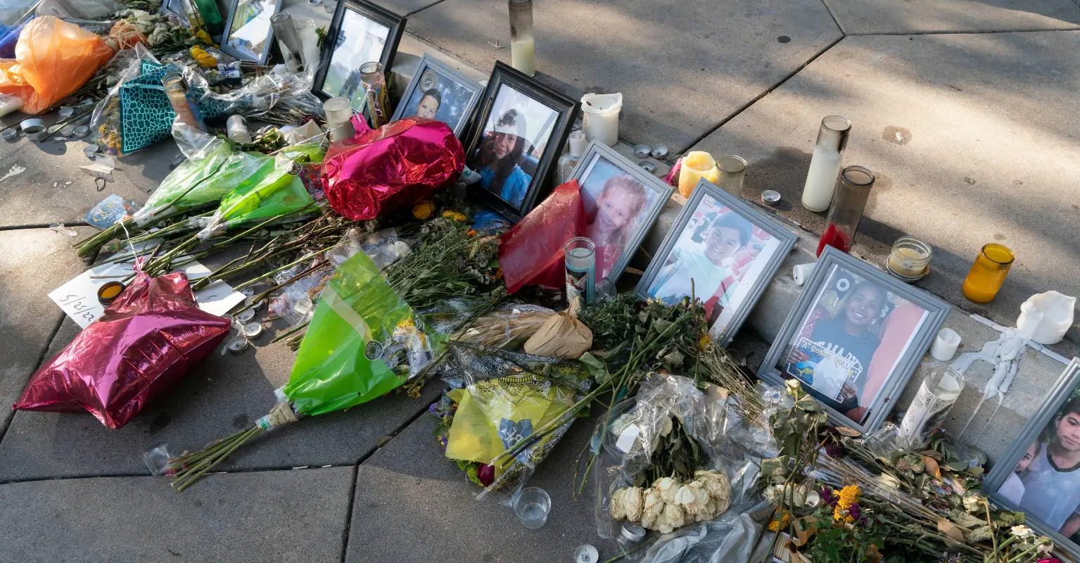 Uvalde victims who would text each other 'I love you' to be buried side by side