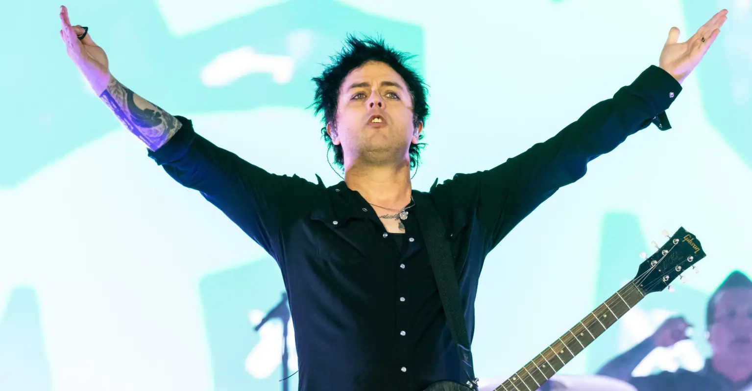 Green Day lead singer says he's 'f***ing renouncing' his citizenship over Roe v. Wade