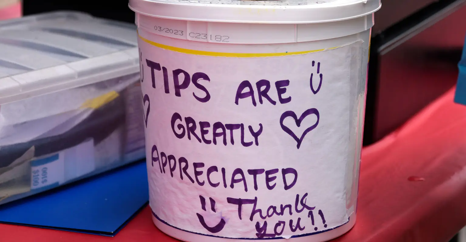 Waitress reveals she's used the 'shaming' technique to get higher tips, divides social media users