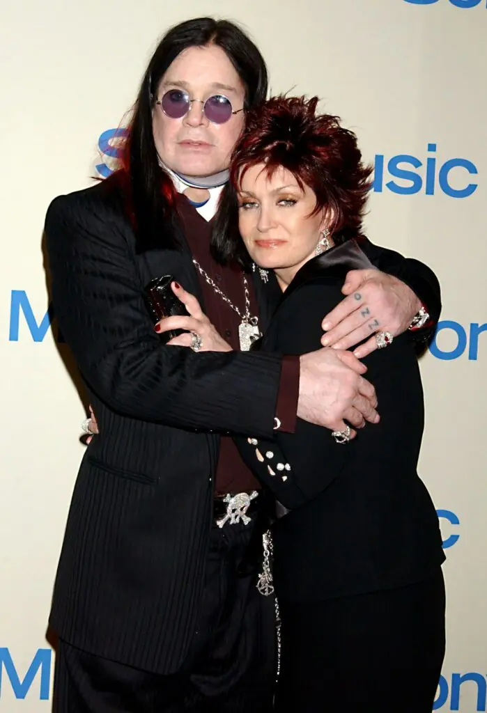 size-large wp-image-1263160613