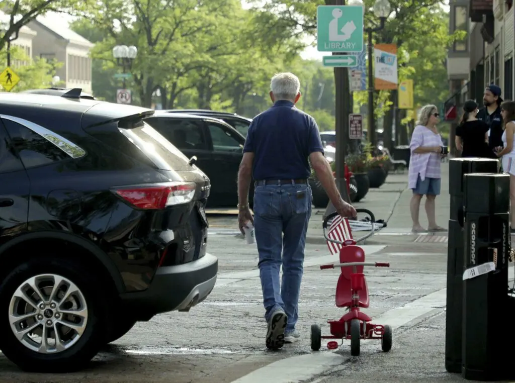 size-large wp-image-1263160683