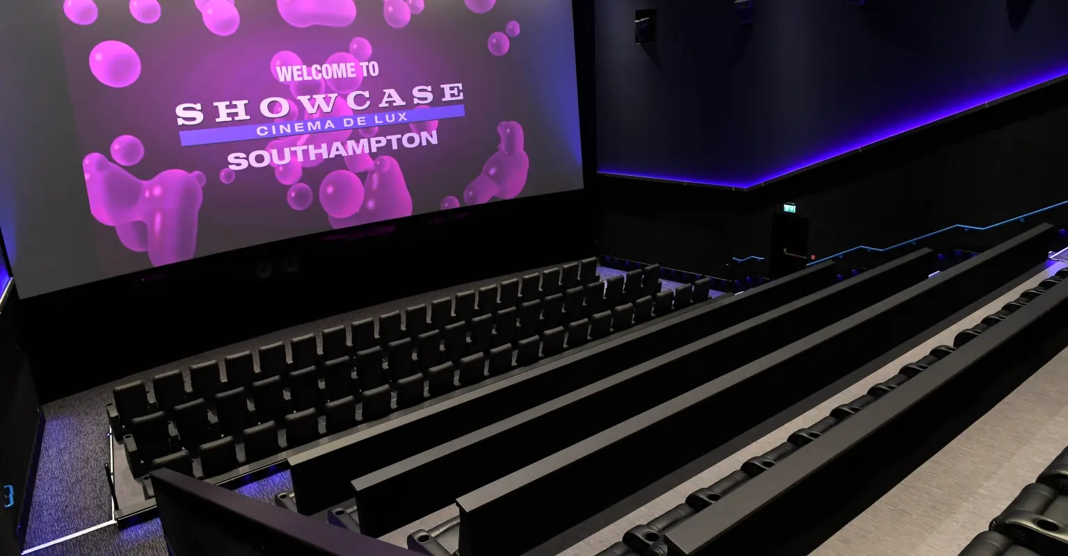 Movie theater offering free entry to redheads so they can get out of the sun