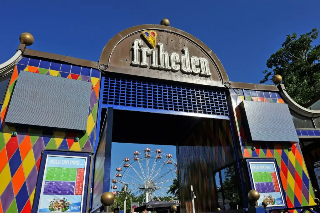 size-large wp-image-1263161707