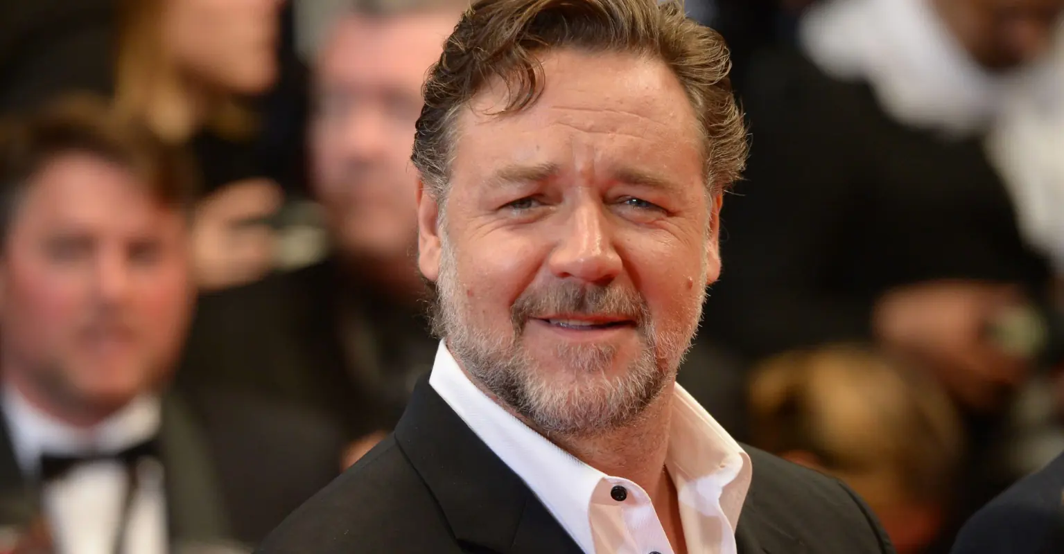 Russell Crowe took a photo inside Sistine Chapel and fans won't stop calling him out