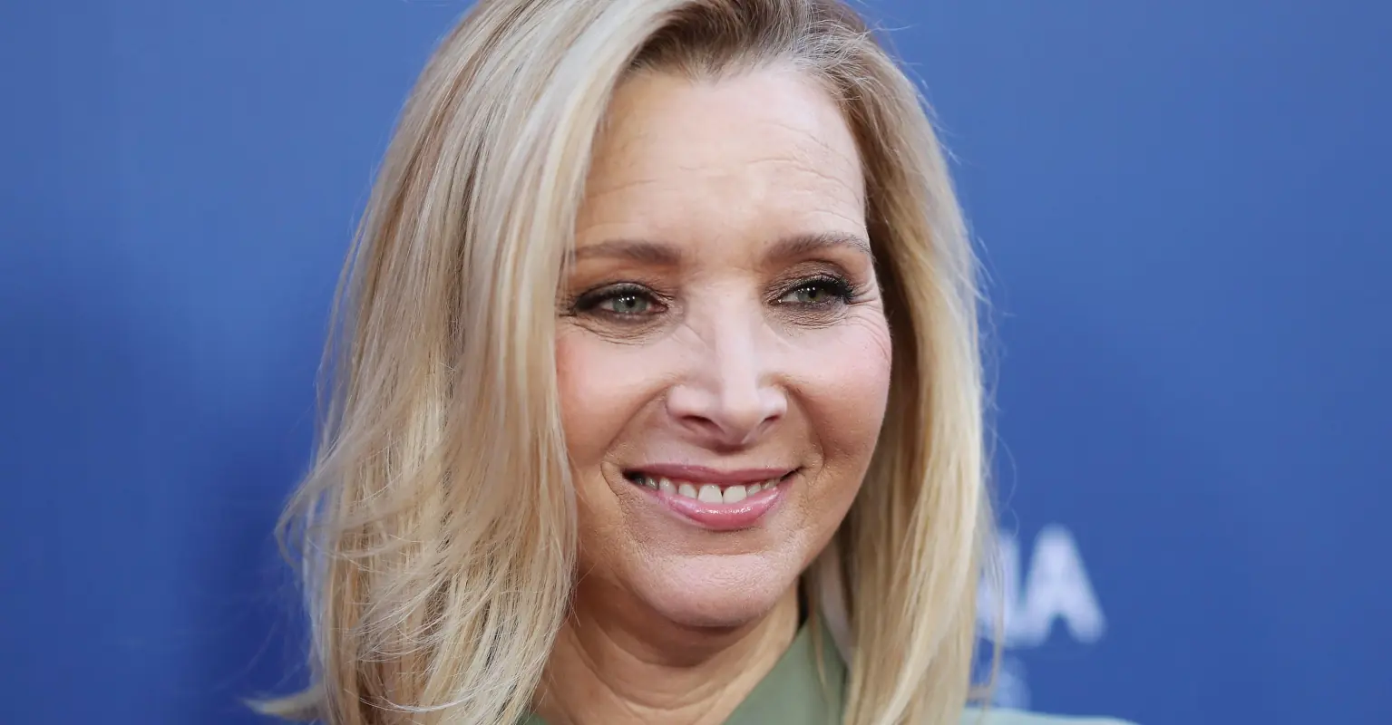 Lisa Kudrow addresses backlash against lack of diversity on 'Friends': 'You write what you know'