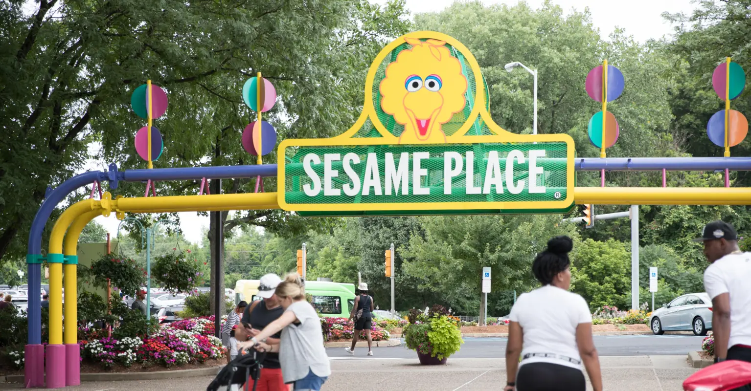 Sesame Street performer accused of racism after incident at theme park