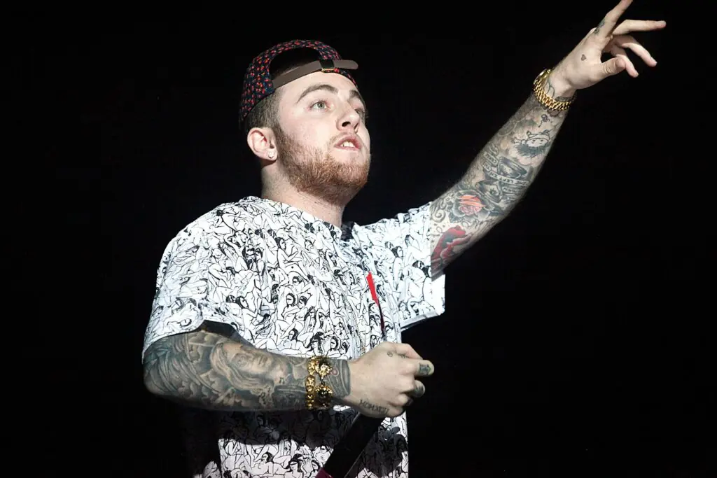 size-large wp-image-1263165947