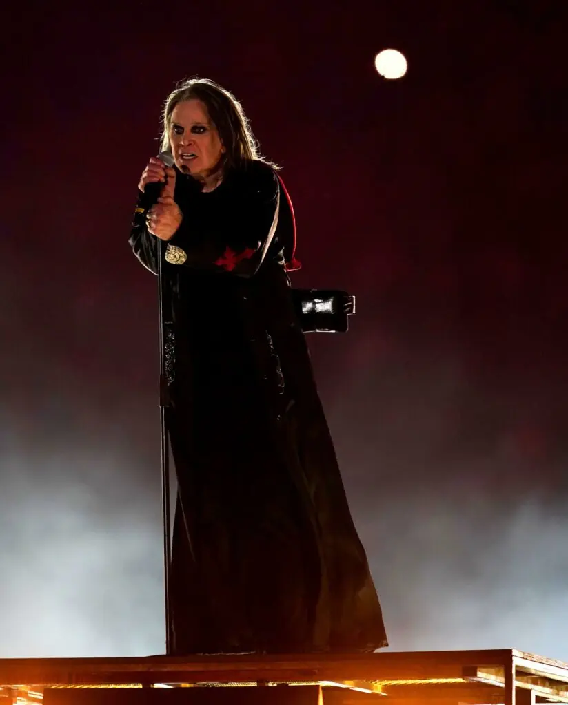 size-large wp-image-1263164578