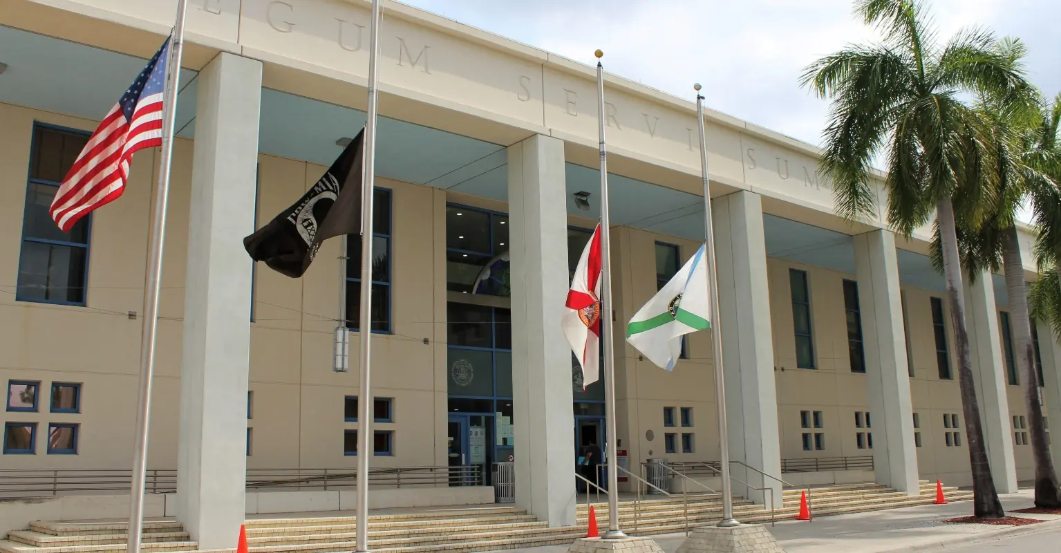 16-year-old girl not 'mature' enough to get an abortion, Florida court rules