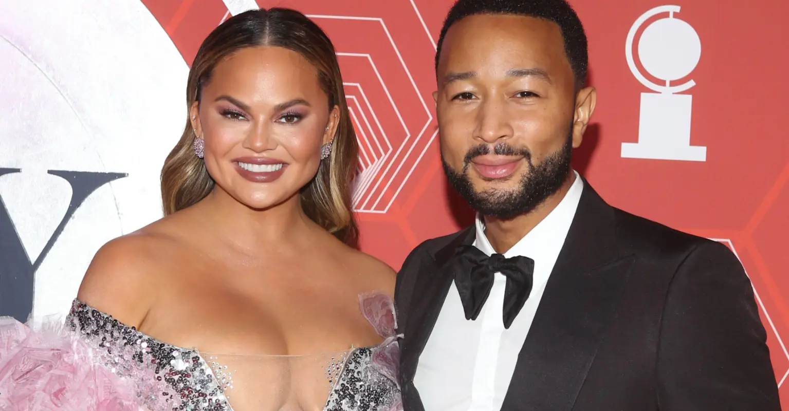 Chrissy Teigen reveals she and John Legend are expecting their rainbow baby