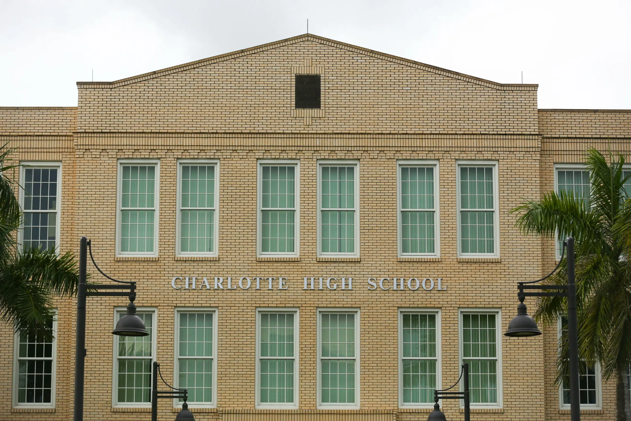 wp-image-1263165882 size-full