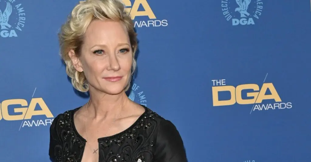 size-large wp-image-1263165053