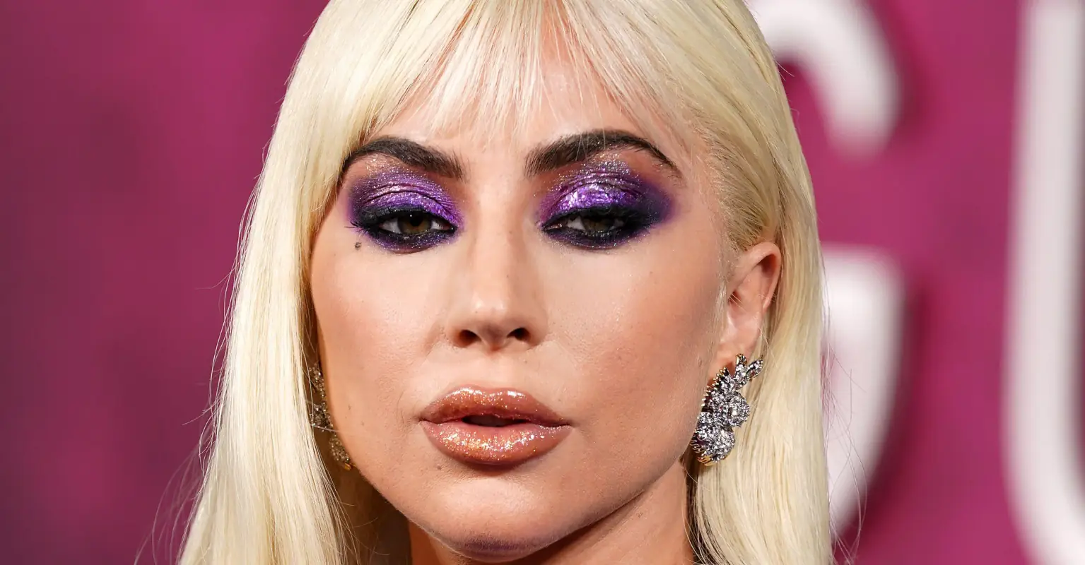 Video shows security guard realizing he's protecting a drag queen and not Lady Gaga