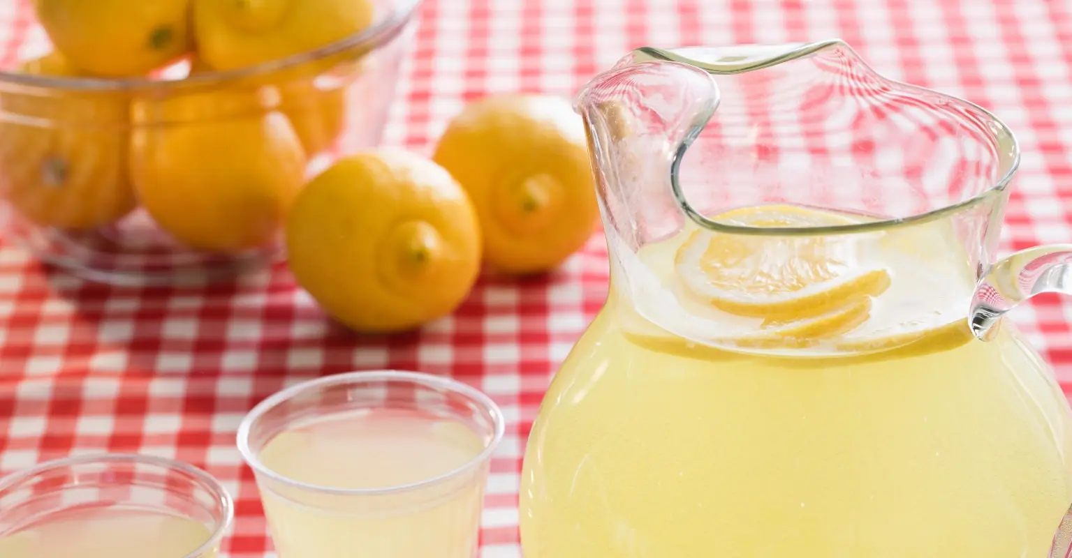 11-year-old boy running lemonade stand conned out of cash by man with fake $100 bill