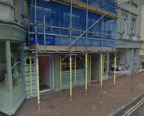 Restaurant removes all vegan options after becoming 'fed up with holier than thou' vegans - Article Image 2