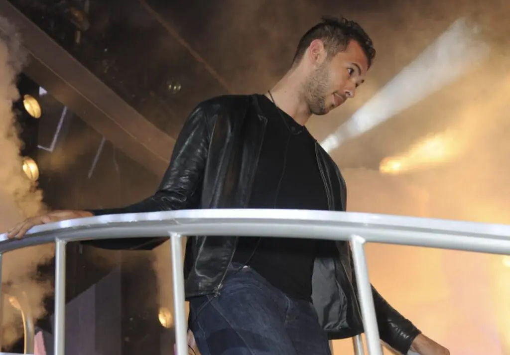 size-large wp-image-1263165907