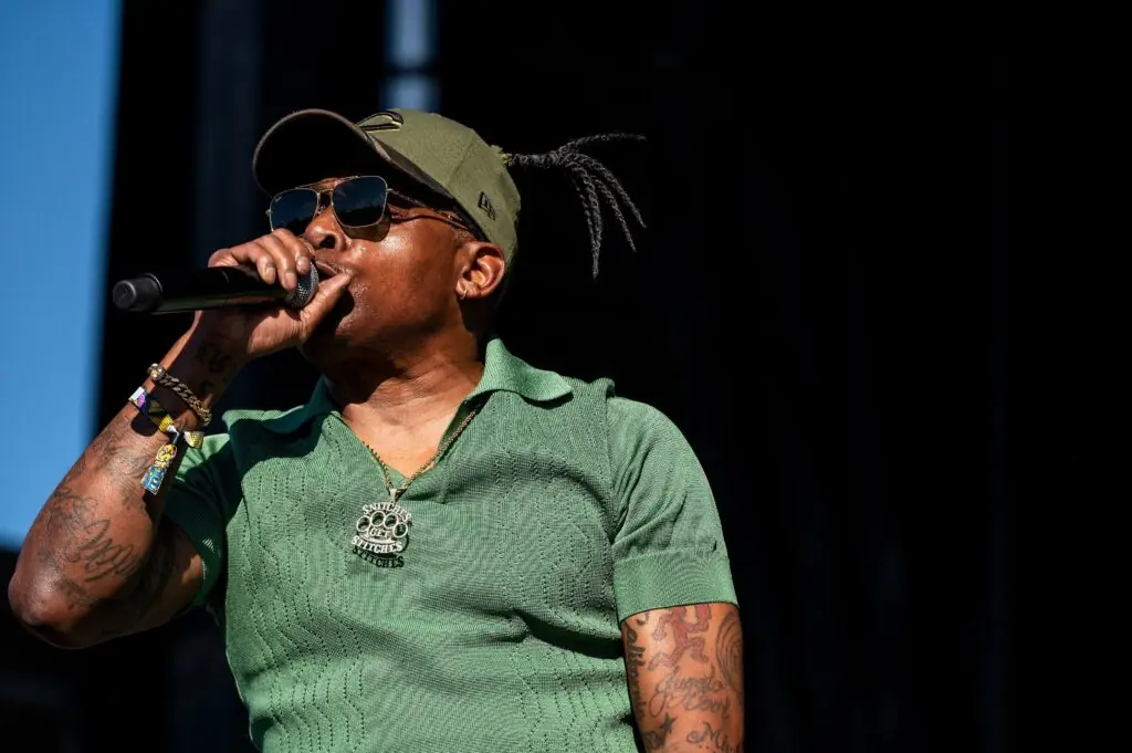 size-large wp-image-1263170903