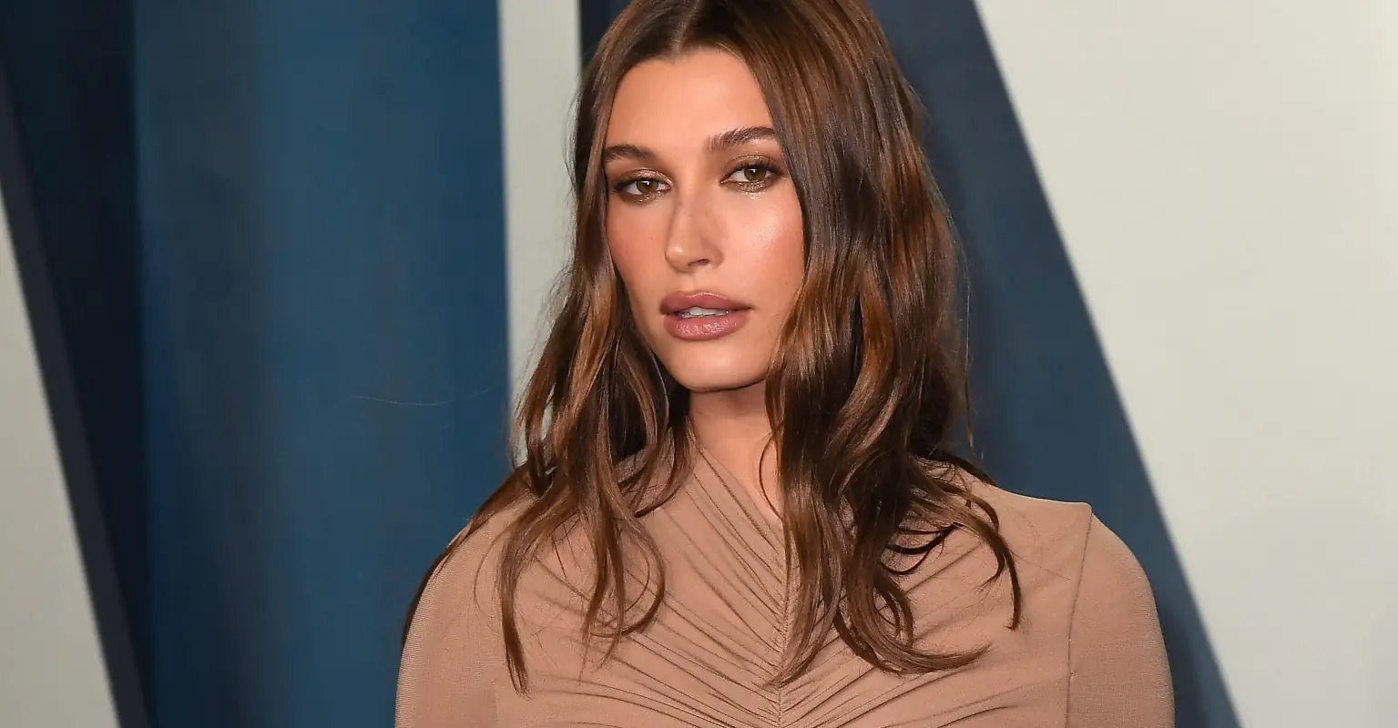 Hailey Bieber faces backlash for 'glazed brownie lips'