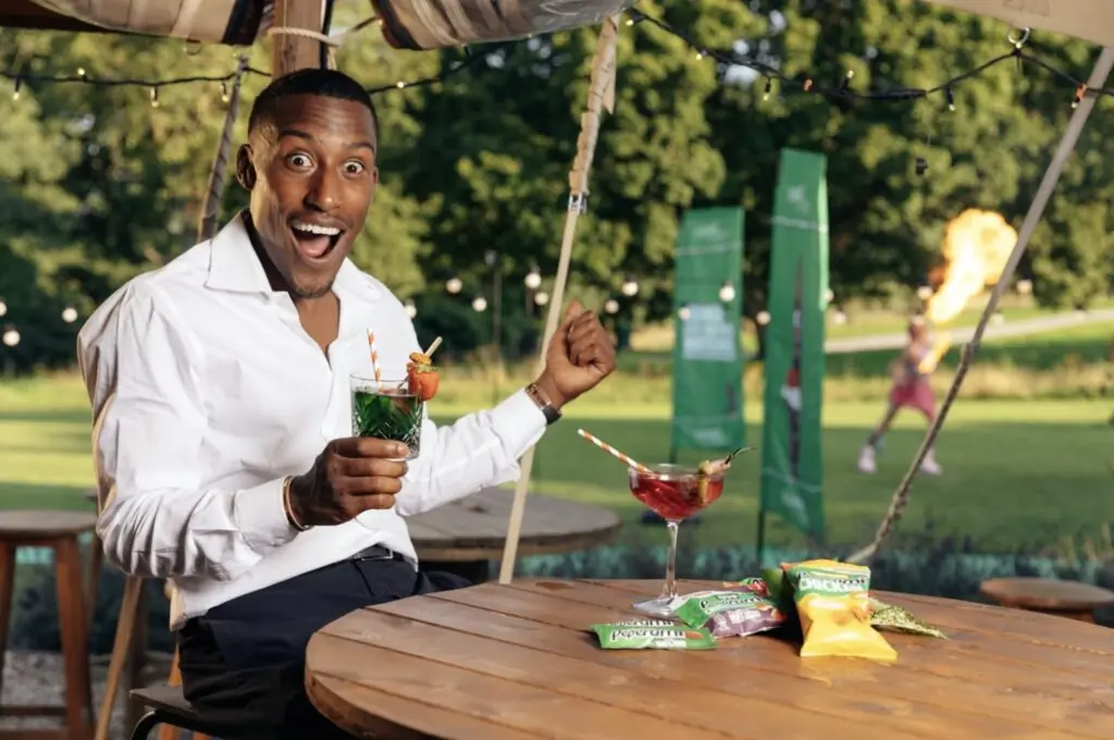 size-large wp-image-1263167420