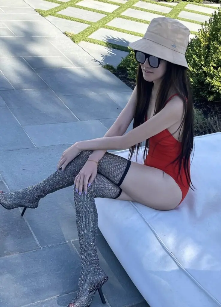 size-large wp-image-1263168365