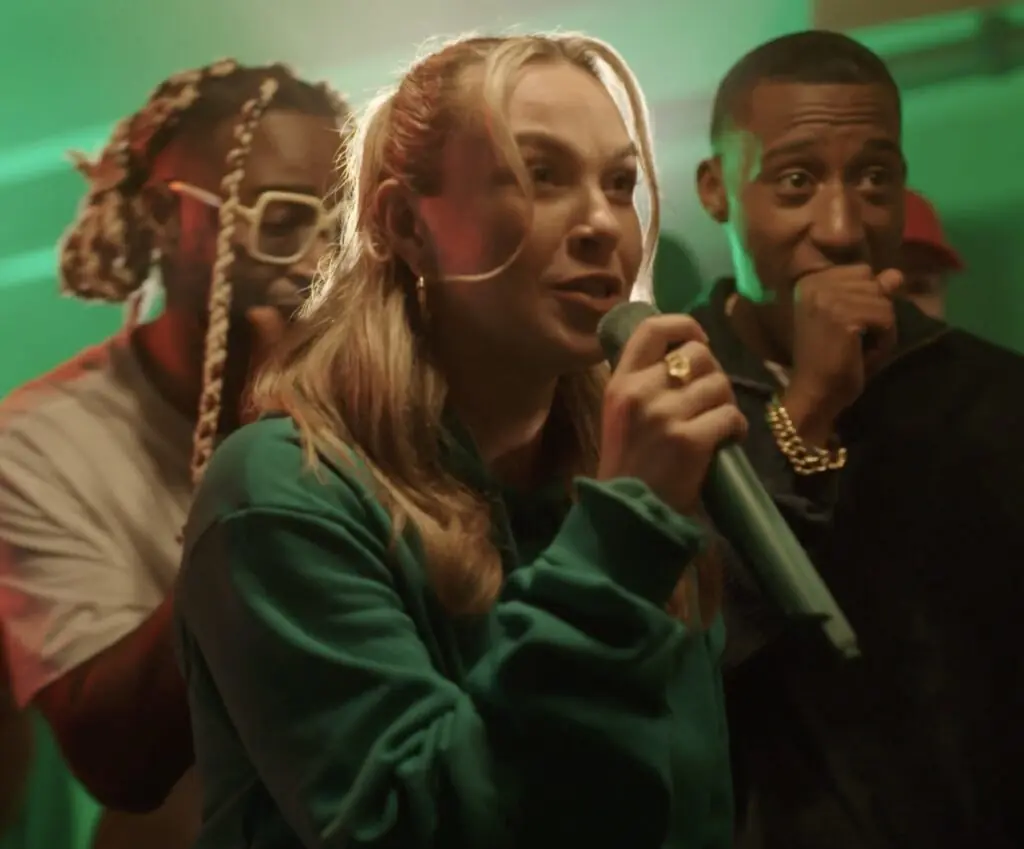 size-large wp-image-1263170156