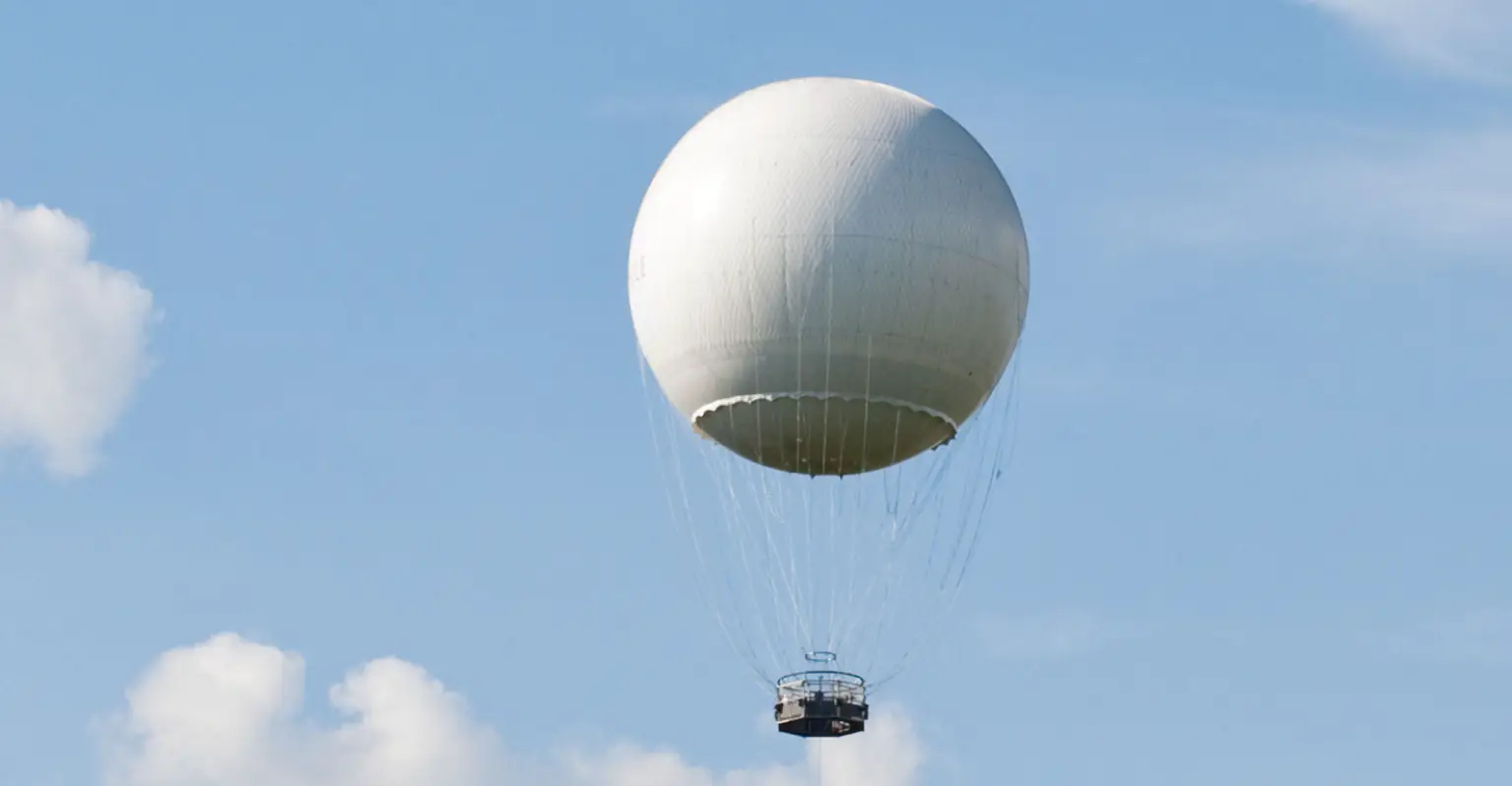 Man found alive after spending 2 days trapped aloft in a giant hydrogen balloon