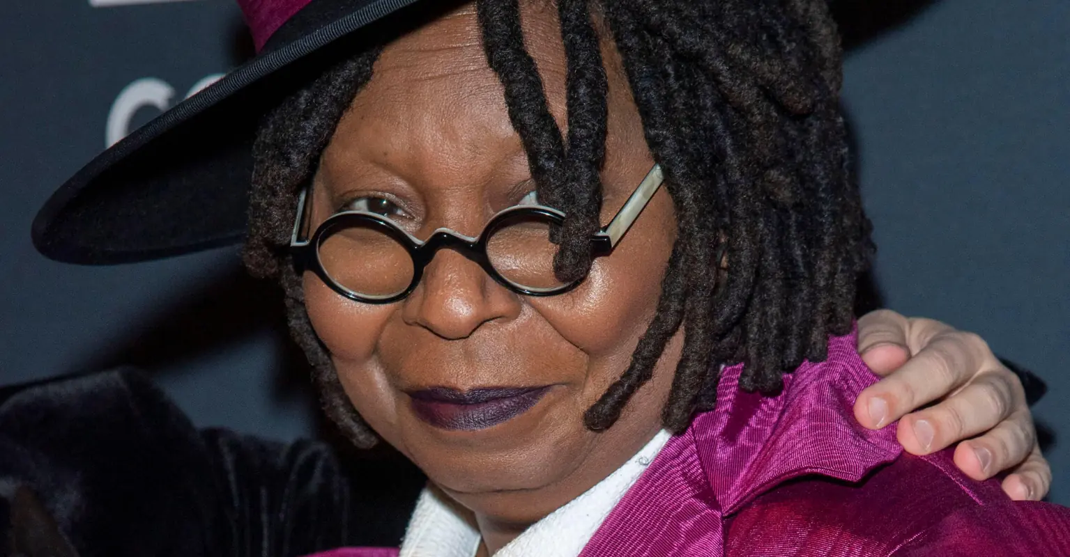 People are only just realizing that Whoopi Goldberg doesn't have eyebrows