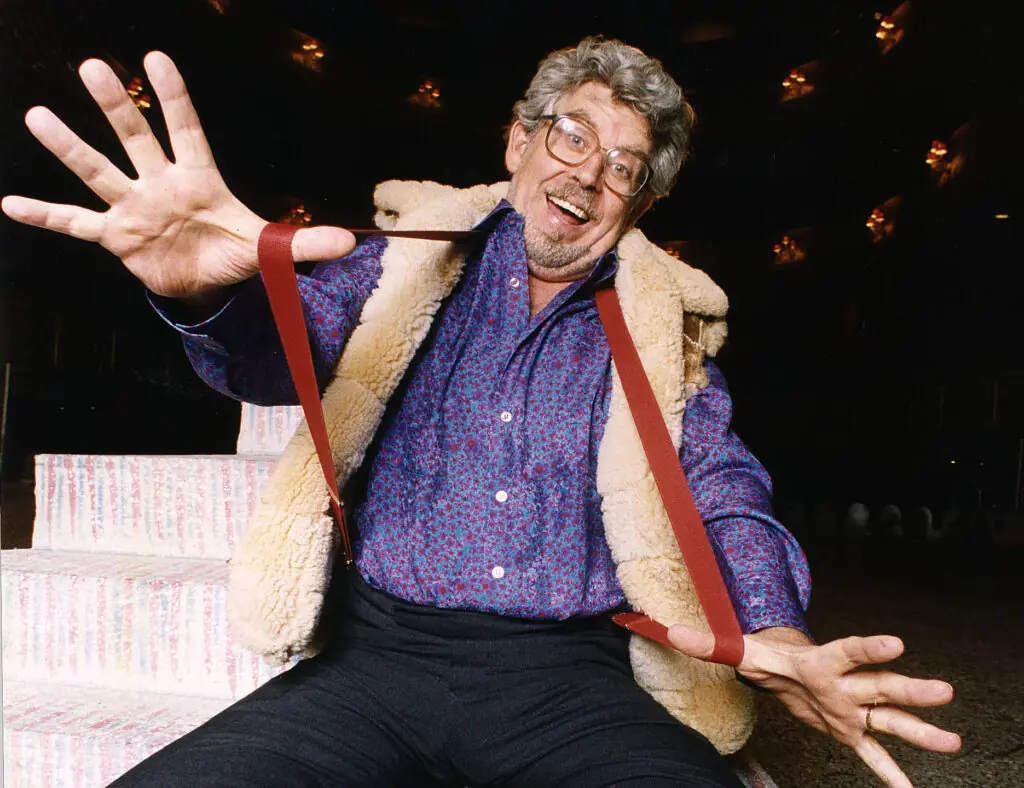 wp-image-1263171901 size-large