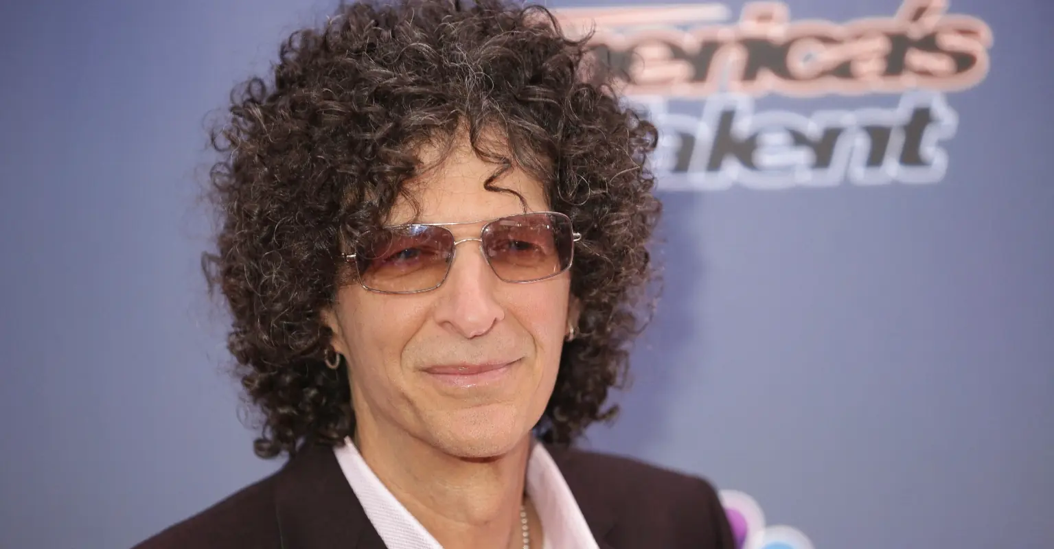 Howard Stern leaves 'bunker' for first night out with friends since 2020