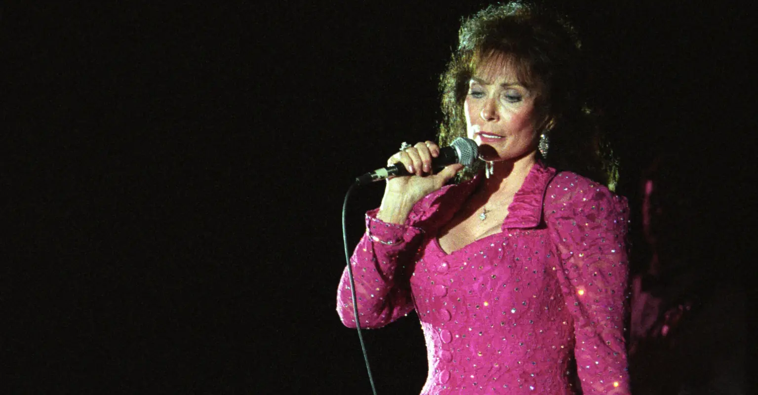 Loretta Lynn's cause of death revealed by rep