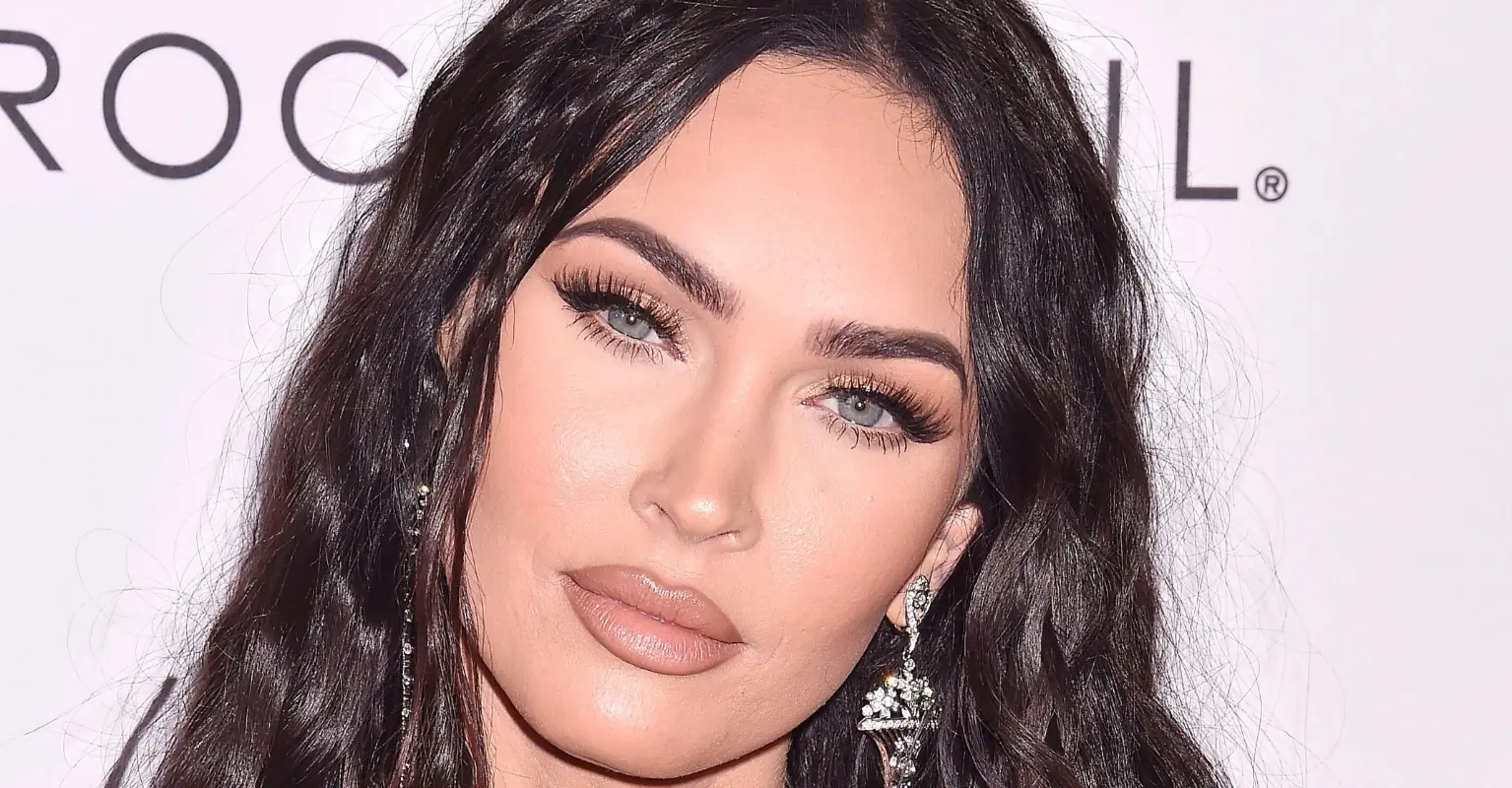 Megan Fox just dyed her hair icy blonde and people are calling her Kim Kardashian's 'twin'