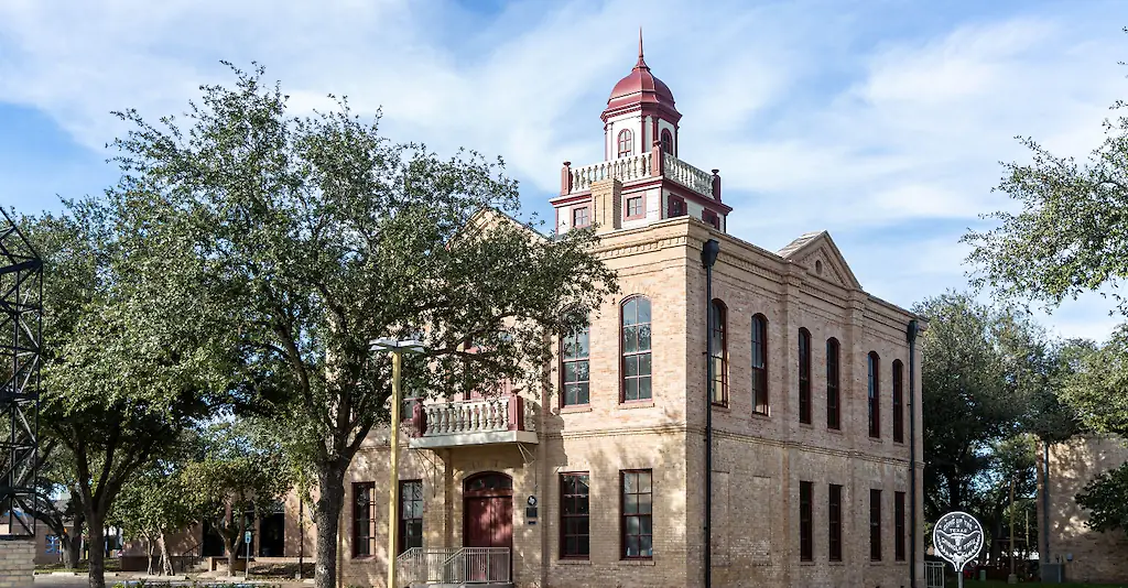 wp-image-1263175295 size-full