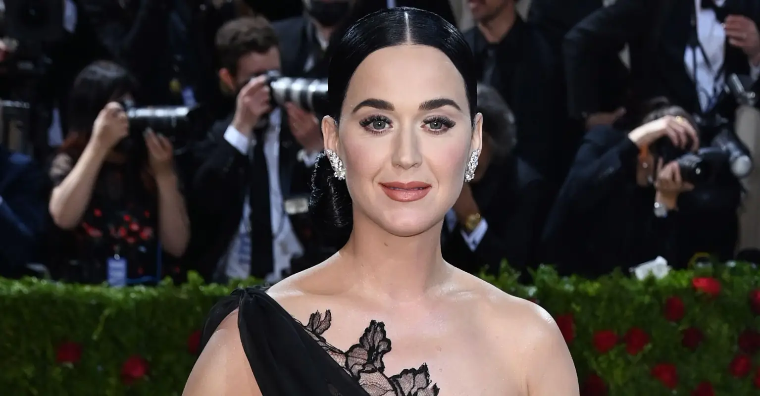 Katy Perry speaks out after her eye 'glitched' on stage