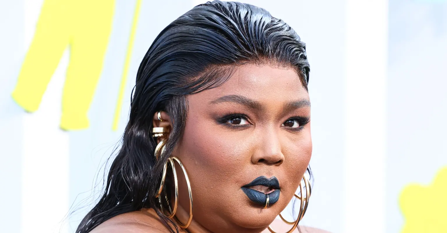 Lizzo is slammed after playing 200-year-old crystal flute belonging to James Madison