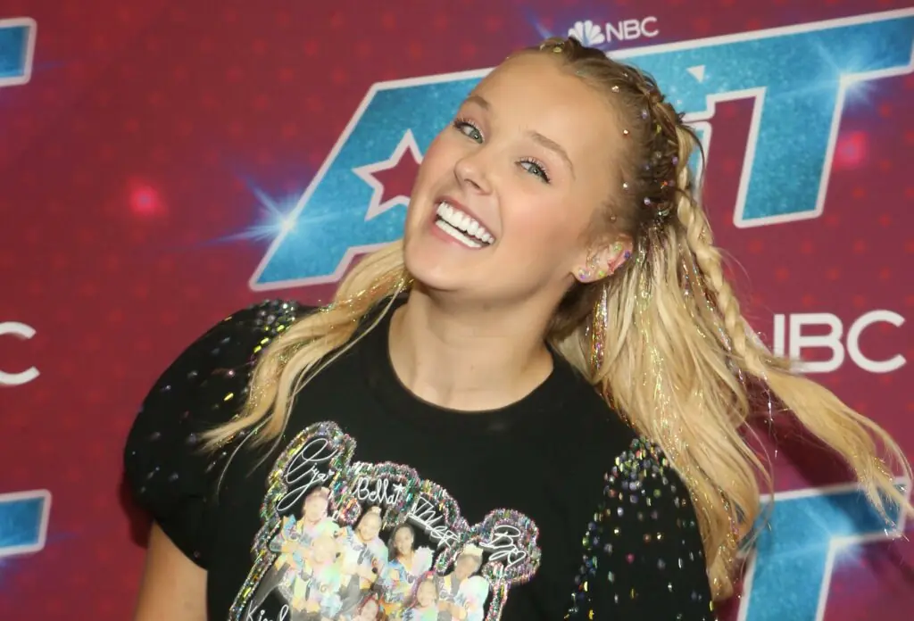 wp-image-1263179425 size-large