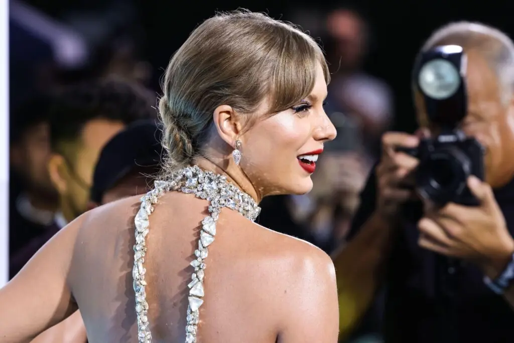 wp-image-1263178730 size-large