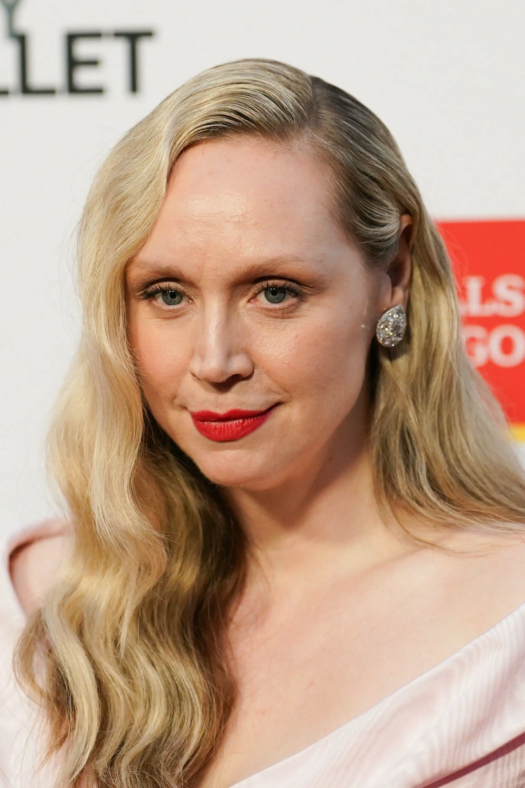 size-full wp-image-1263180622