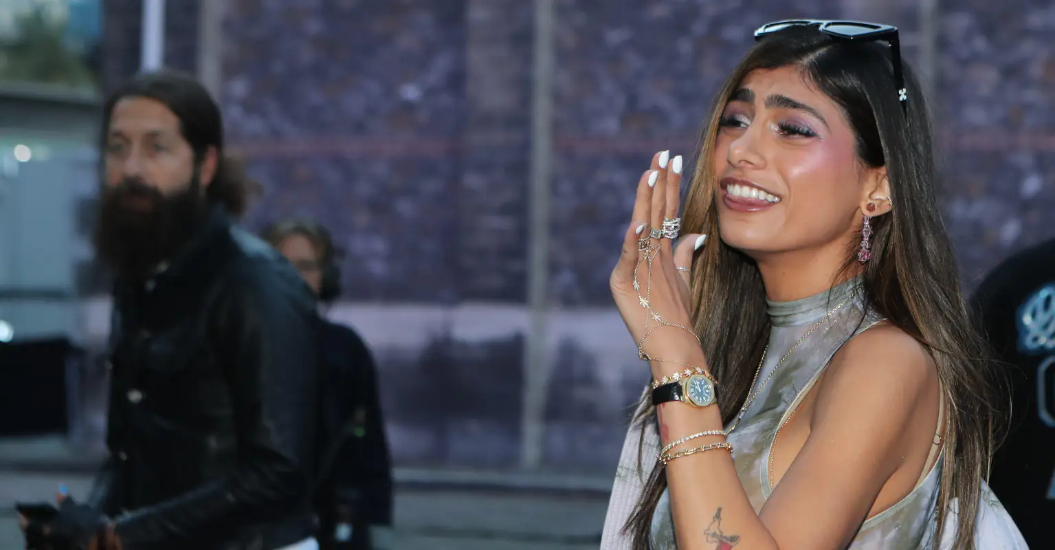 Mia Khalifa slams men who date women much younger than them