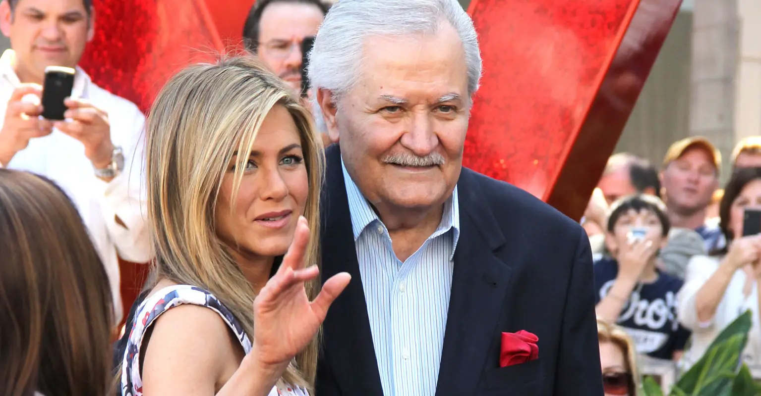 Jennifer Aniston announces death of father John Aniston aged 89