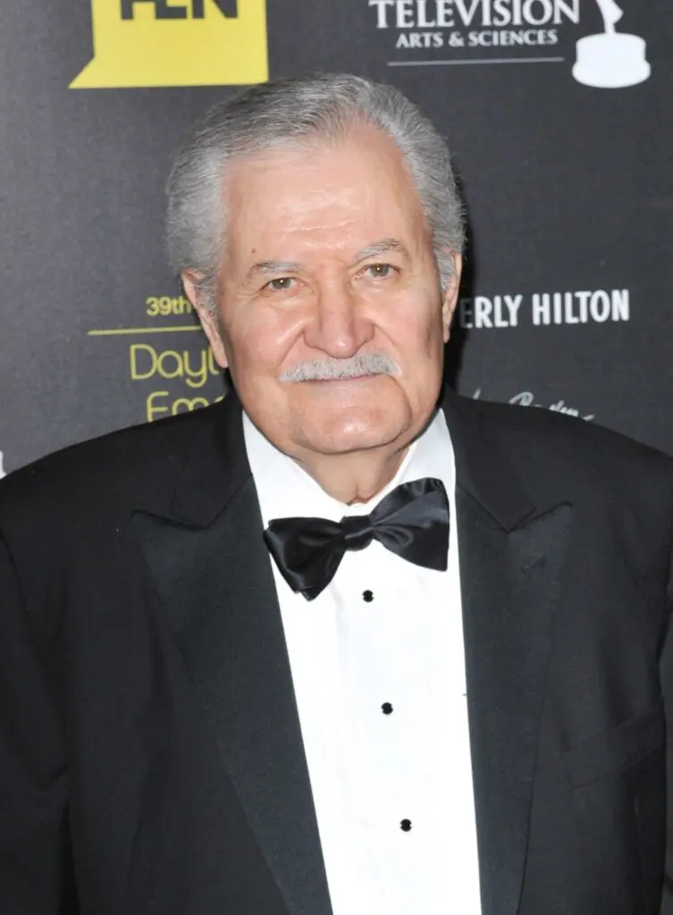 size-large wp-image-1263177906