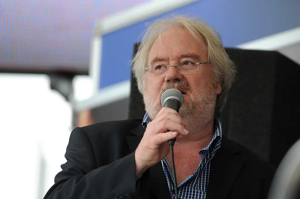 wp-image-1263179875 size-large