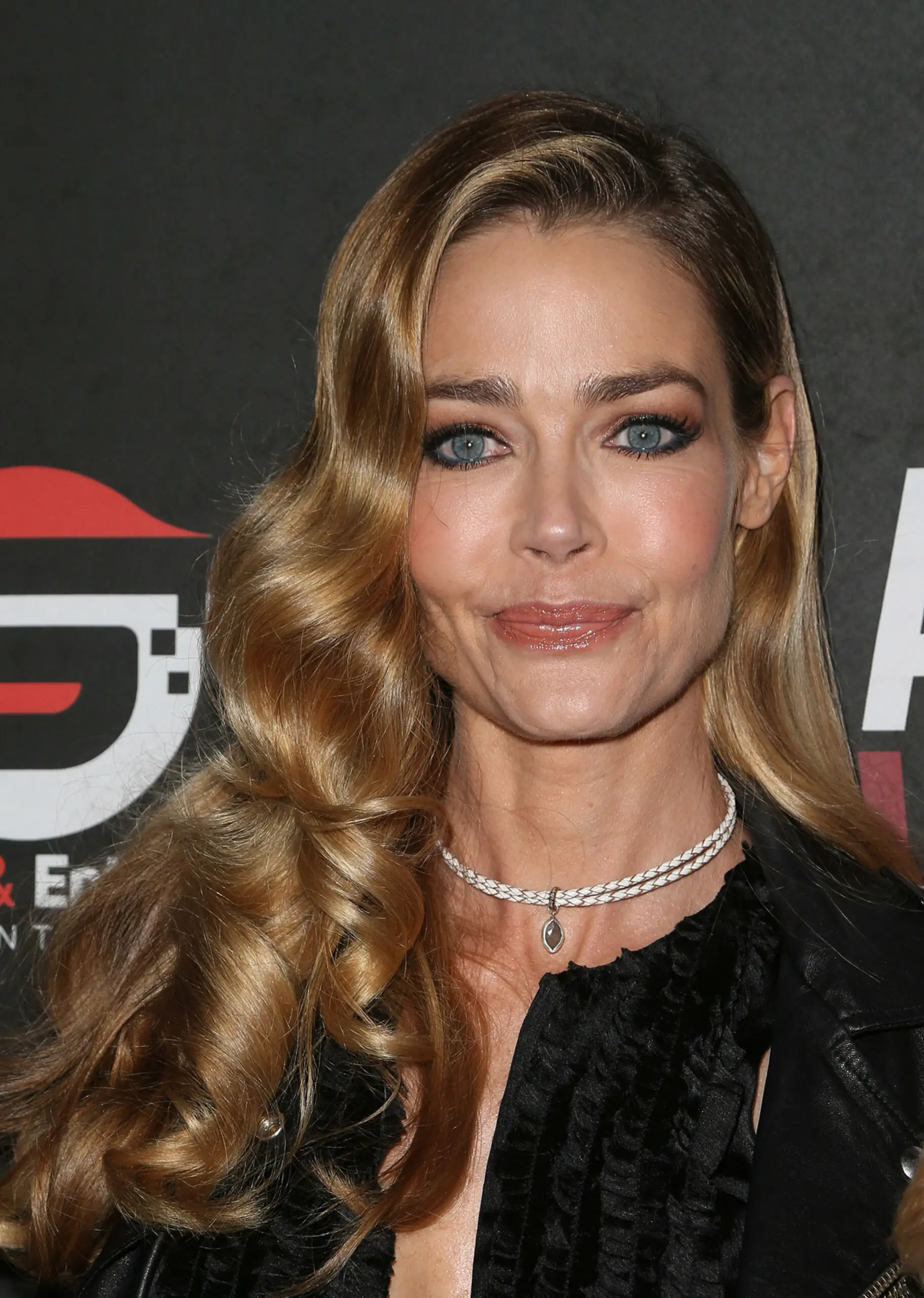 size-full wp-image-1263178256