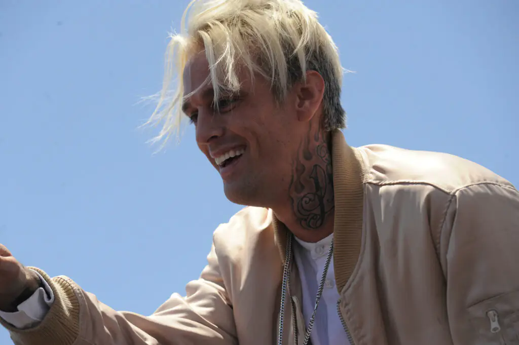 wp-image-1263177874 size-large