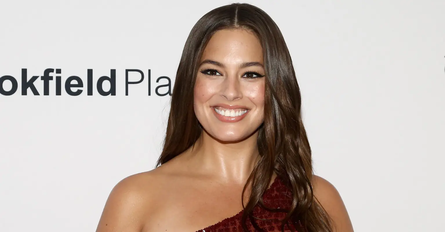 Ashley Graham says she appreciates her 'new tummy' after birth of twins