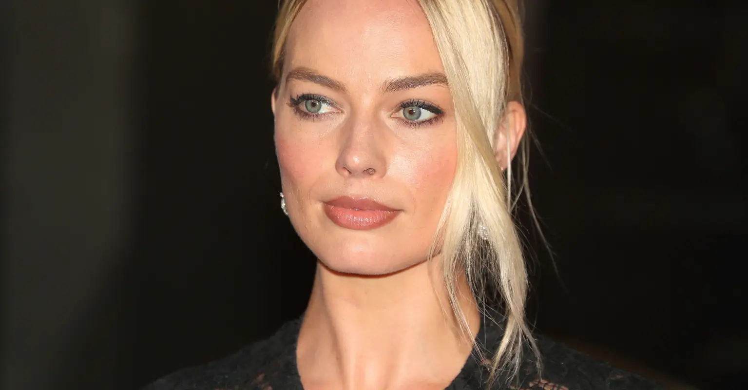Margot Robbie says female 'Pirates of the Caribbean' movie isn't happening