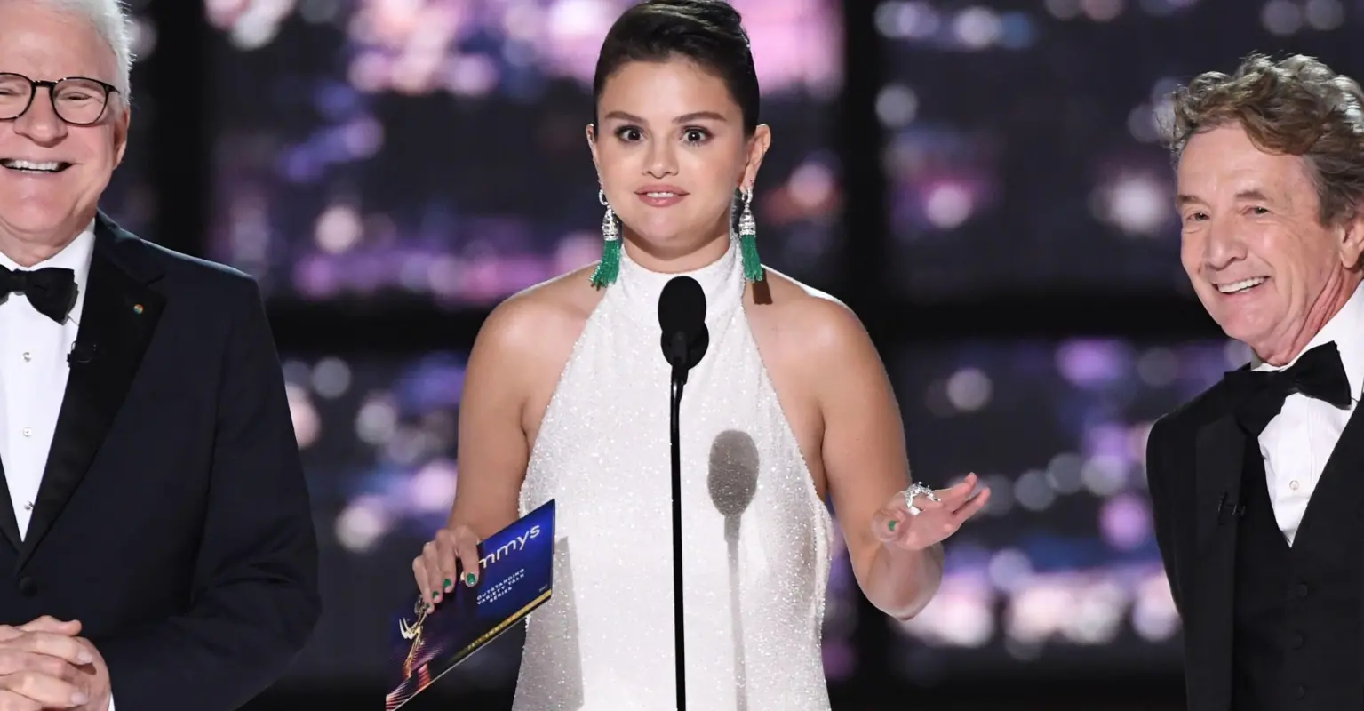 Selena Gomez addresses wardrobe malfunction at 2022 Emmy Awards: 'A lot of people saw something'