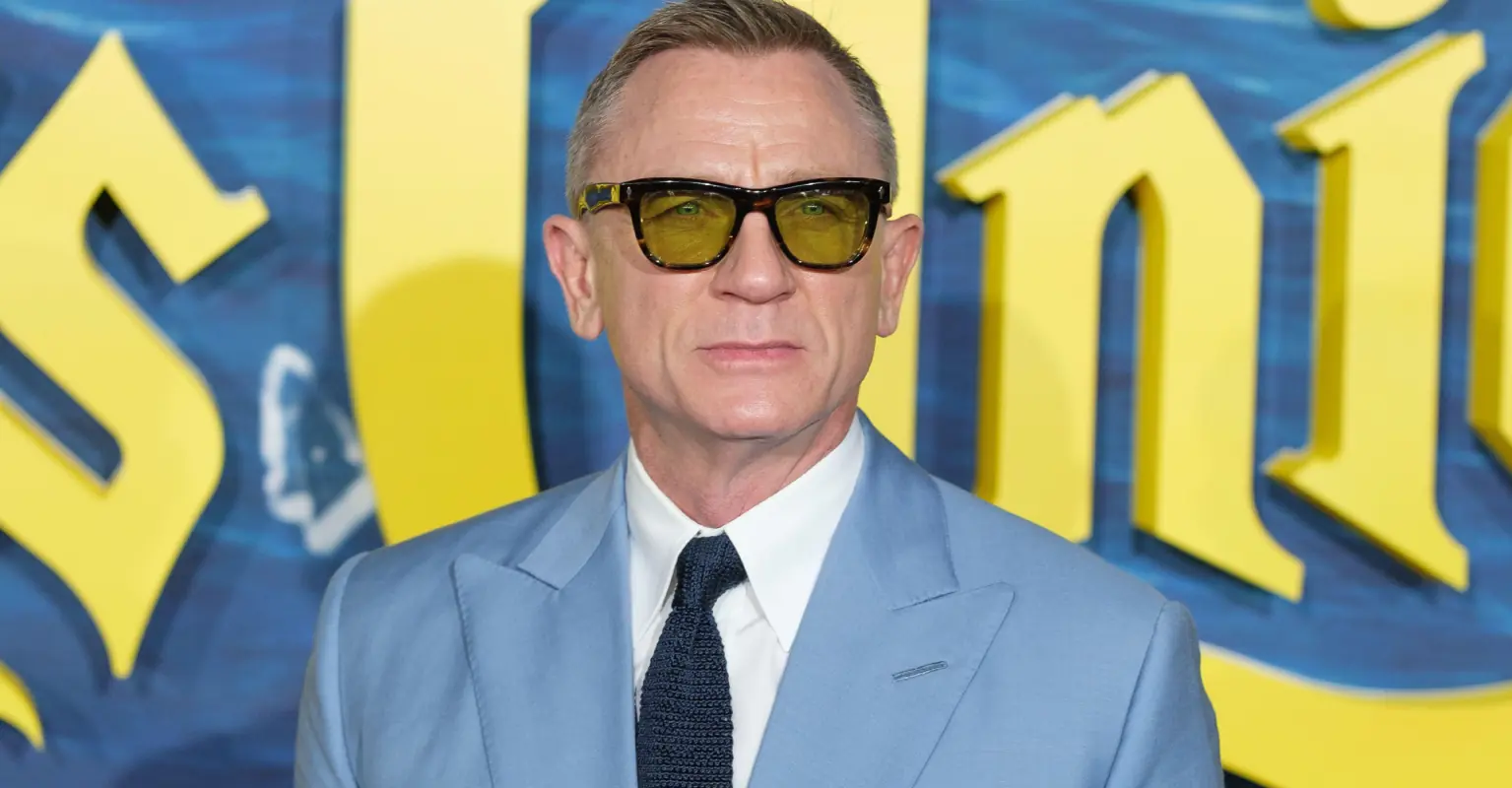 Everyone is saying the same thing about Daniel Craig's dancing in this Vodka ad