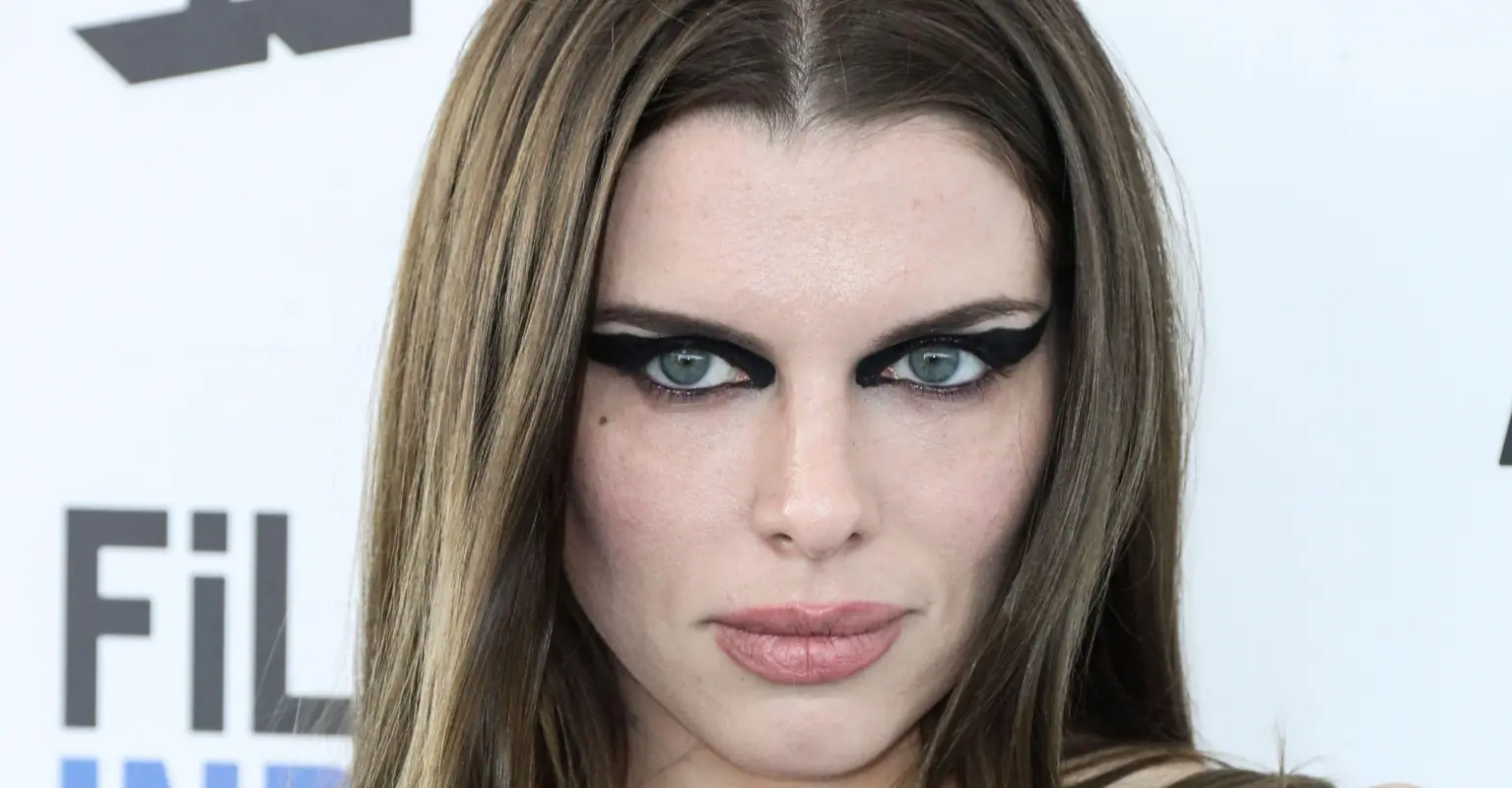 Julia Fox makes 'dress' made from handpicked leaves: 'Anything can be clothes'