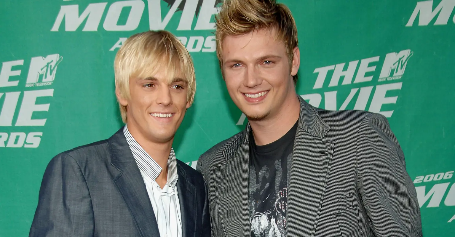 Backstreet Boys' Nick Carter breaks down in tears on stage after his brother Aaron's death