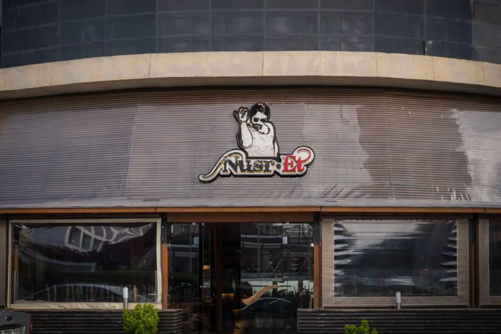 wp-image-1263186892 size-large